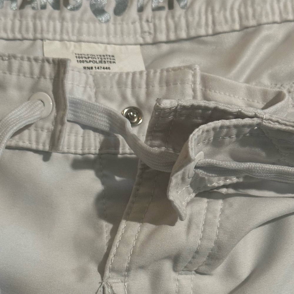 Hang Ten women’s white polyester shorts,size 5. - Picture 9 of 11